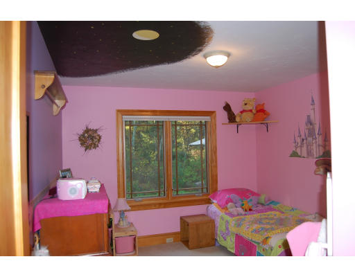 42 Cobbler Road Mansfield, MA 02048 - Photo 20 of 30 Gallery Image 20