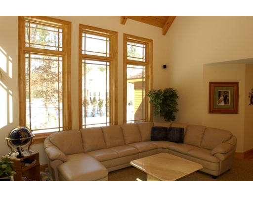 42 Cobbler Road Mansfield, MA 02048 - Photo 3 of 30 Gallery Image 3