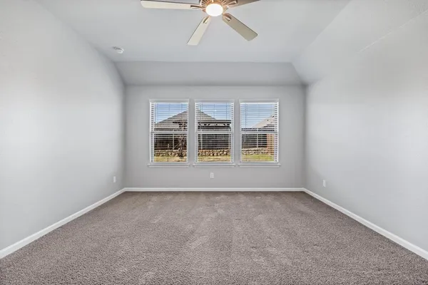 $2,095 | 620 Shade Tree Way, Princeton, TX 75407