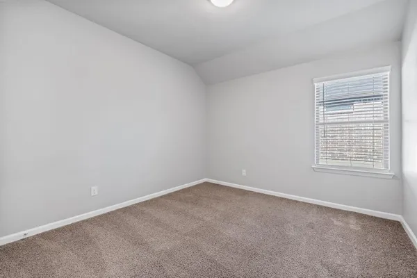 $2,095 | 620 Shade Tree Way, Princeton, TX 75407