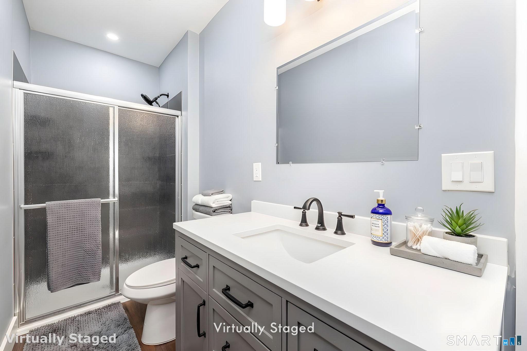 472 East Main Street Meriden, CT 06450 - Photo 15 of 43