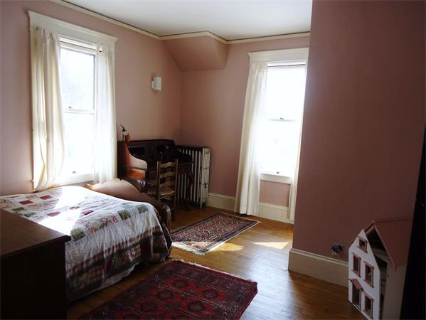 78 Riddell Street Greenfield, MA 01301 - Photo 20 of 30 Gallery Image 20