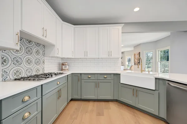 $985,000 | 4440 Lee Avenue, Downers Grove, IL 60515