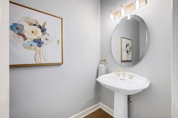 $985,000 | 4440 Lee Avenue, Downers Grove, IL 60515