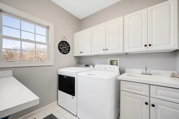 $985,000 | 4440 Lee Avenue, Downers Grove, IL 60515