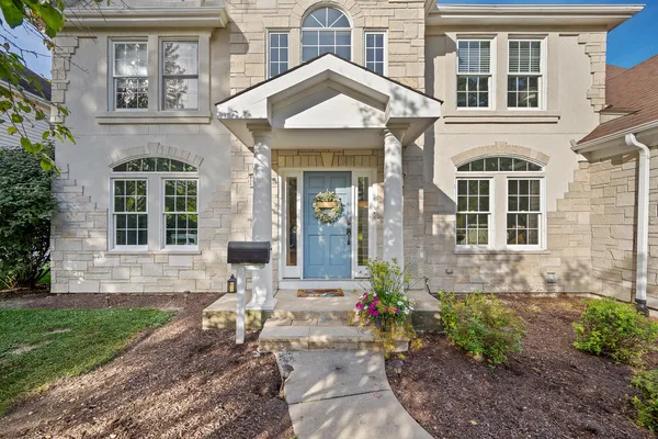 $985,000 | 4440 Lee Avenue, Downers Grove, IL 60515