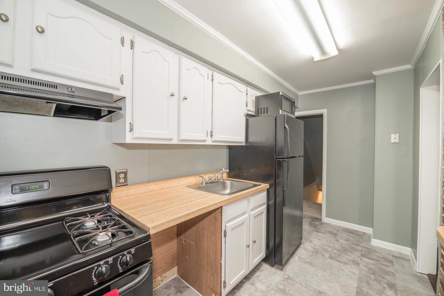 7337 Kirtley Road Baltimore, MD 21224 - Photo 11 of 30 Kitchen