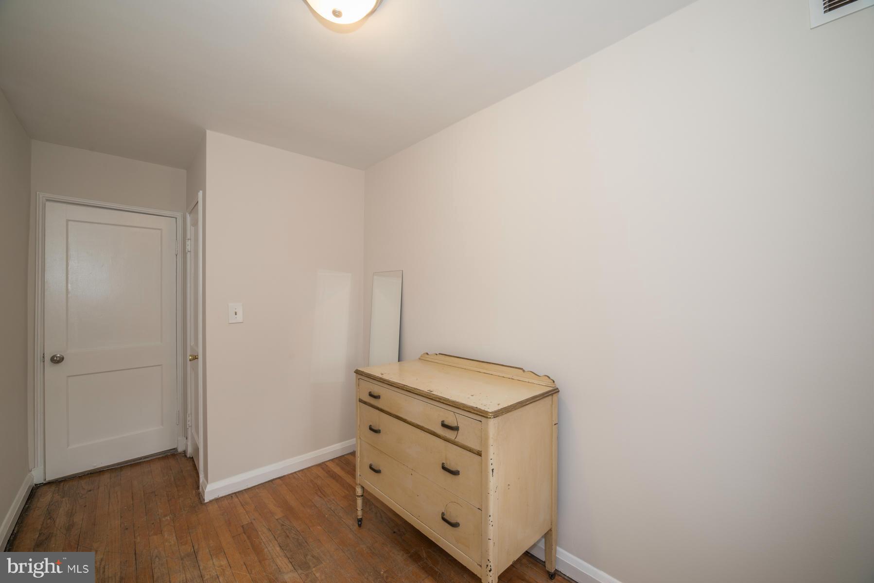 7337 Kirtley Road Baltimore, MD 21224 - Photo 14 of 30 Bedroom