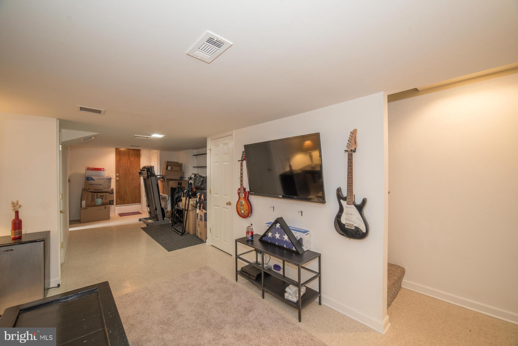 7337 Kirtley Road Baltimore, MD 21224 - Photo 21 of 30 Basement
