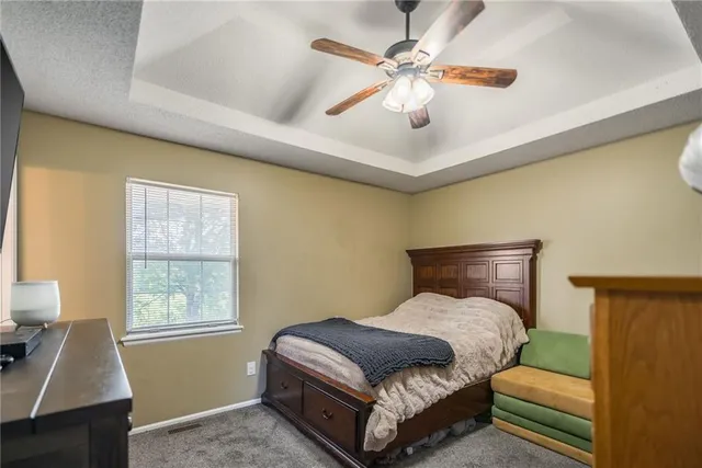 $299,900 | 1052 Southwest Twin Creek Drive, Lee's Summit, MO 64081