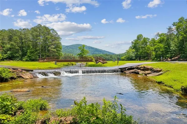 $465,000 | 334 Lake View Trace, Jasper, GA 30143