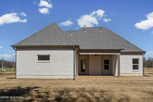 $412,000 | 3621 Hatton Drive, Nesbit, MS 38651