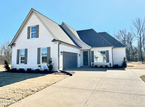 $412,000 | 3621 Hatton Drive, Nesbit, MS 38651