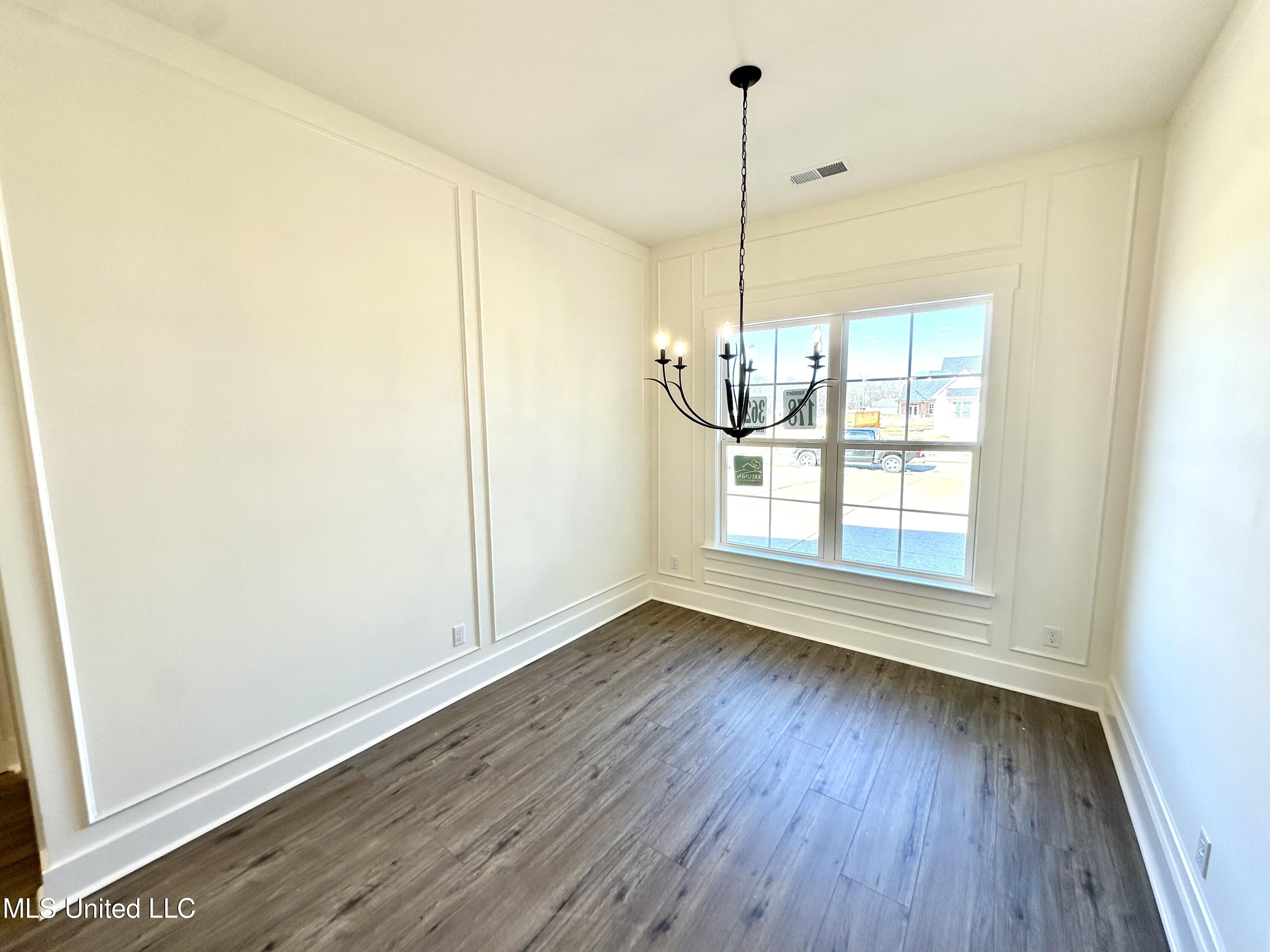 3621 Hatton Drive Nesbit, MS 38651 - Photo 6 of 21 IMG_4805