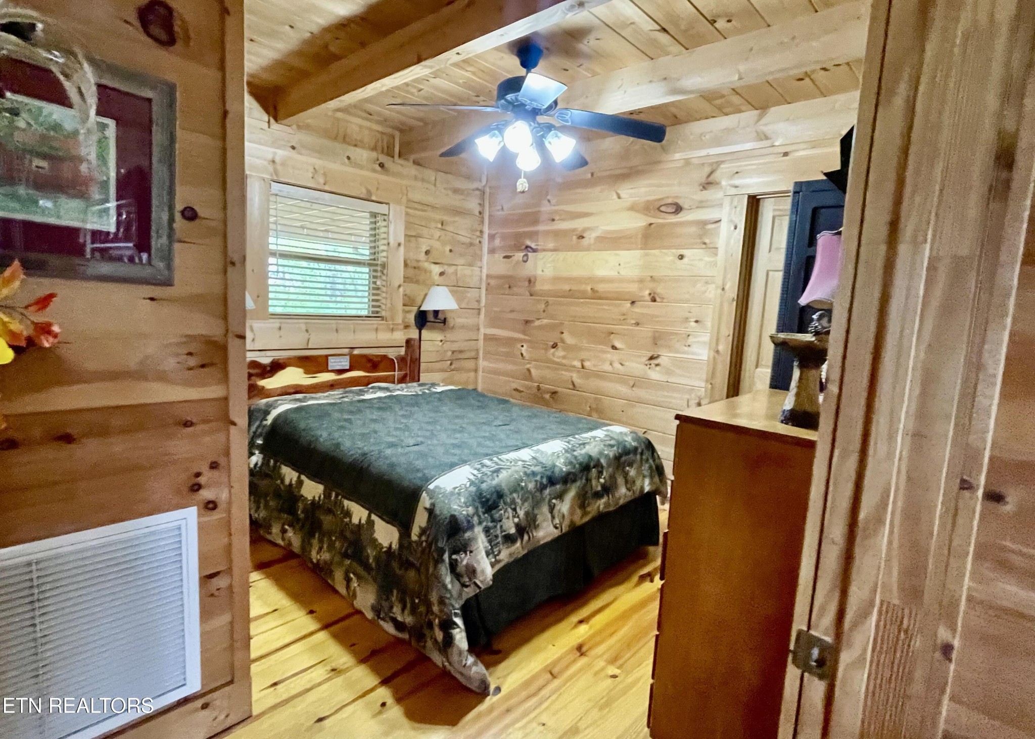 457 Smithfield Road Tellico Plains, TN 37385 - Photo 6 of 29 Gallery Image 6