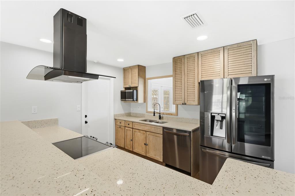 3236 Ashton Road Sarasota, FL 34231 - Photo 14 of 33