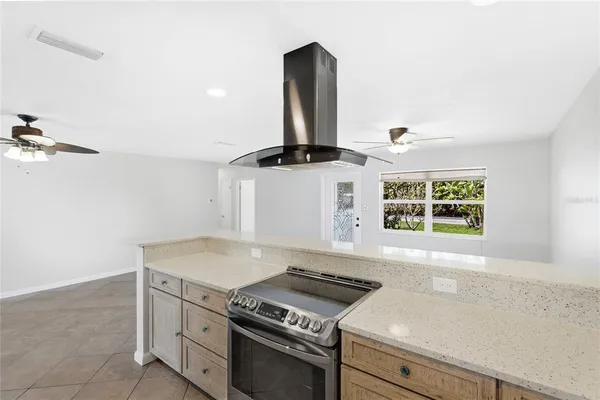 $2,750 | 3236 Ashton Road, Sarasota, FL 34231