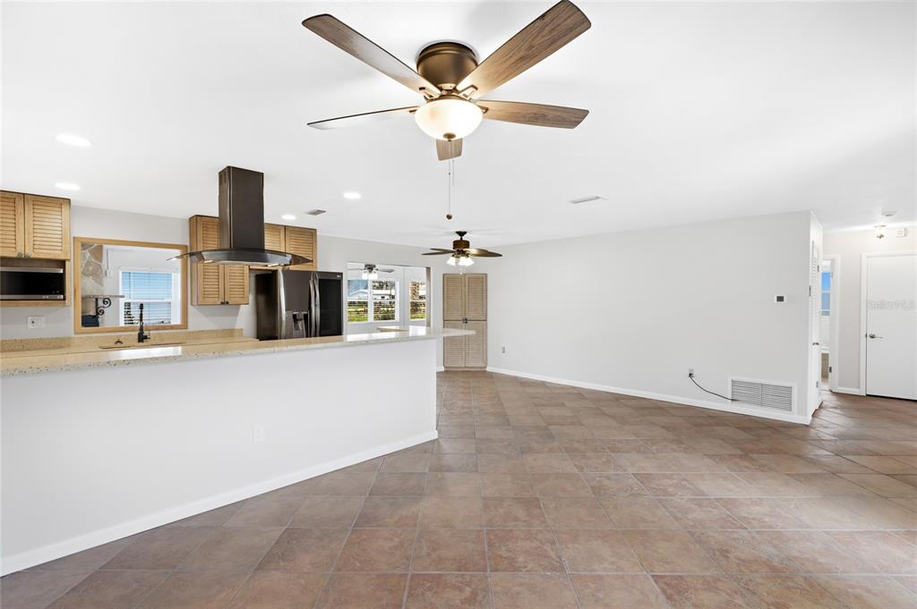 3236 Ashton Road Sarasota, FL 34231 - Photo 8 of 33