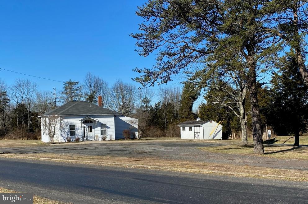 12 Fairview Road Frenchtown, NJ 08825 - Photo 6 of 6 Gallery Image 6