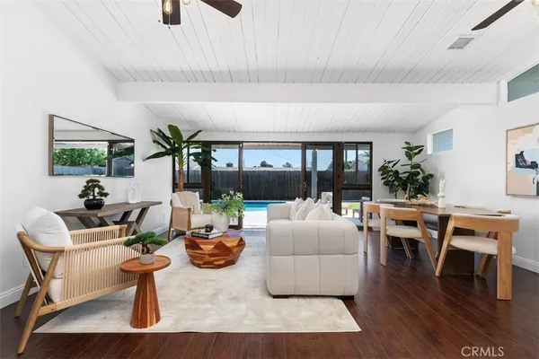 $989,000 | 724 North Vine Street, Anaheim, CA 92805