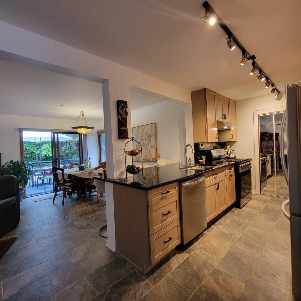 883 South Brownell Road Williston, VT 05495 - Photo 5 of 19