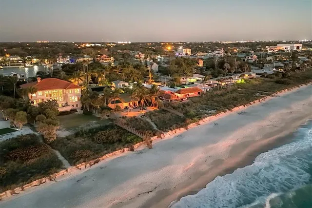 $6,950,000 | 507 Casey Key Road, Nokomis, FL 34275