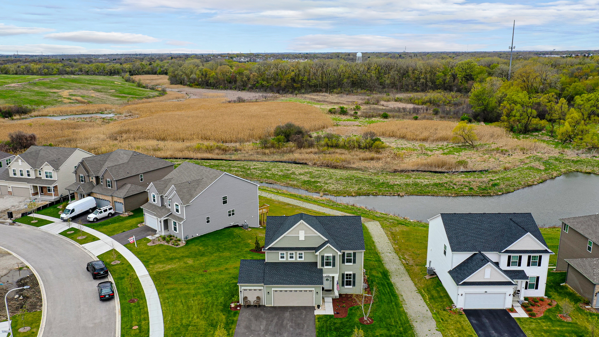216 North Barry Road South Elgin, IL 60177 - Photo 45 of 50 an aerial view of a house with outdoor space