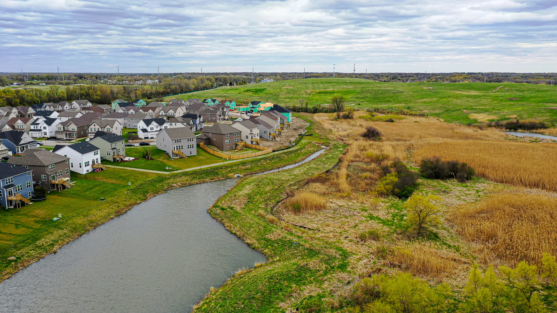 216 North Barry Road South Elgin, IL 60177 - Photo 50 of 50 a view of a city