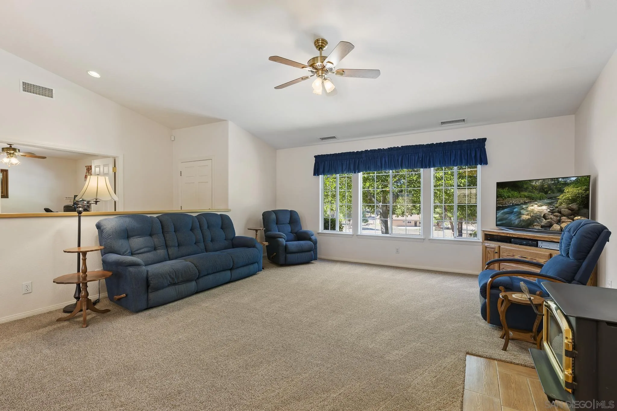 532 Amigos Road Ramona, CA 92065 - Photo 12 of 51 Gallery Image 12