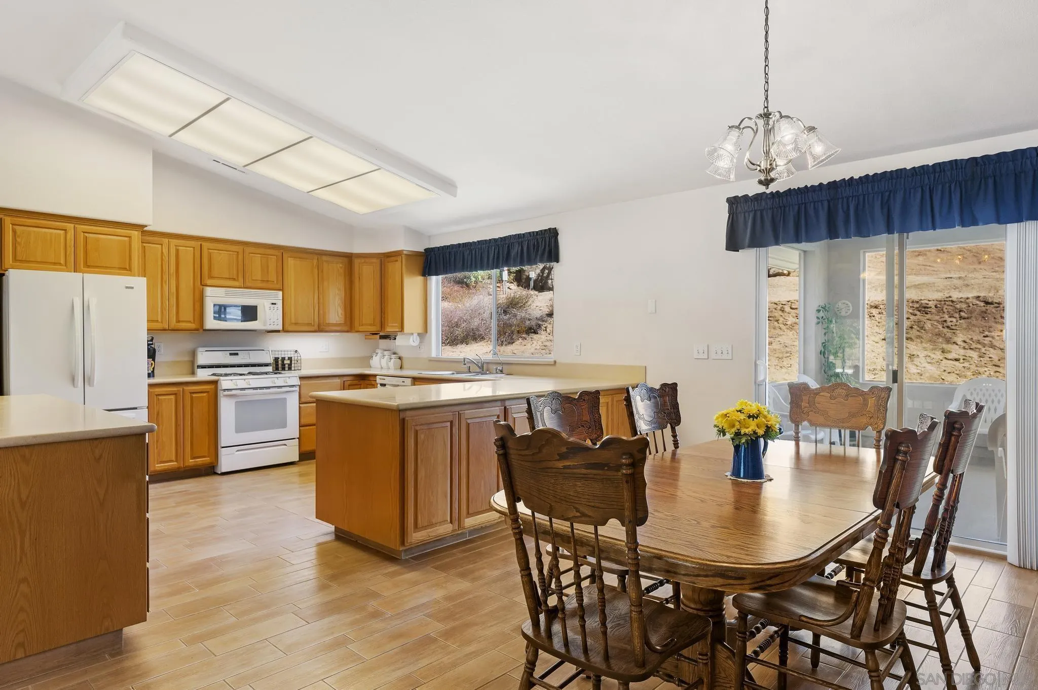 532 Amigos Road Ramona, CA 92065 - Photo 3 of 51 Gallery Image 3