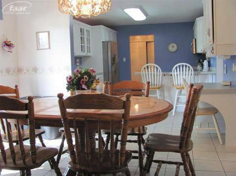 5336 Wakefield Road Grand Blanc, MI 48439 - Photo 14 of 19 20434061-13.JPG