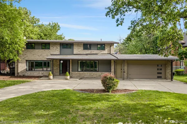 $700,000 | 2771 West Seven Mile Road, Detroit, MI 48221