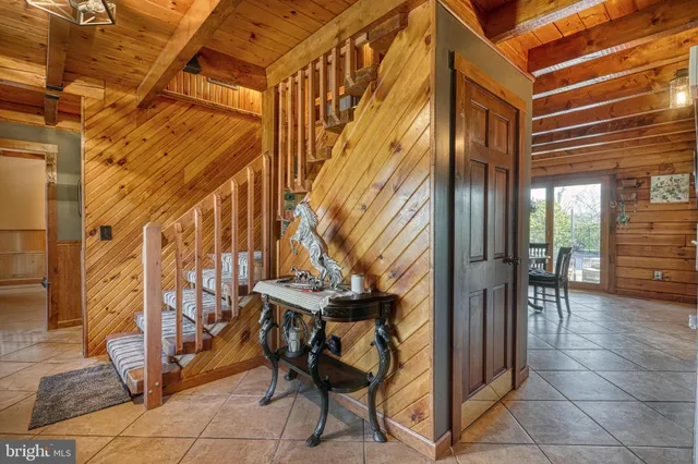 $1,000,000 | 531 Capitol Hill Road, Dillsburg, PA 17019