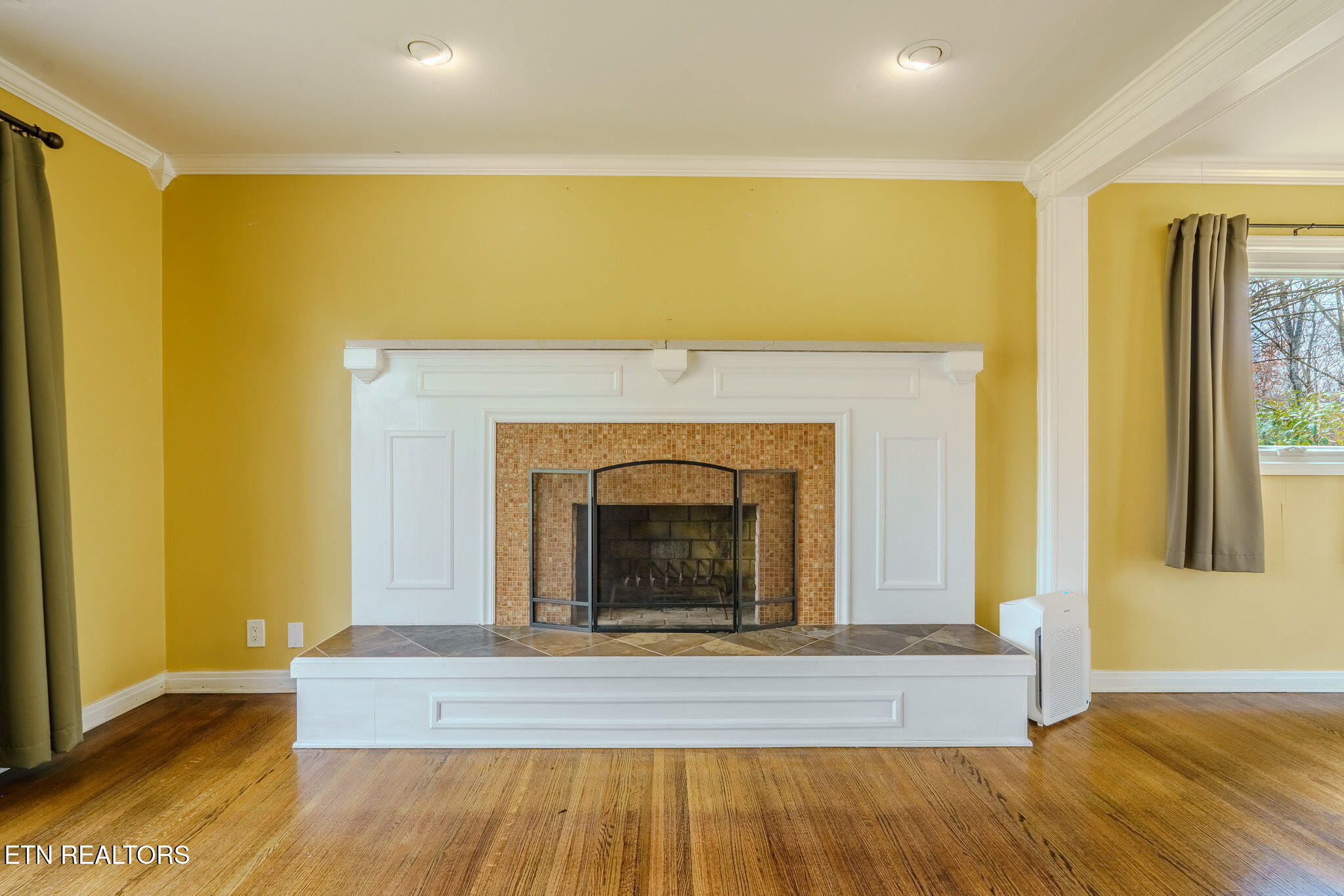 332 Crestview Road Knoxville, TN 37934 - Photo 6 of 38 26-web-or-mls-_DSC2328-HDR