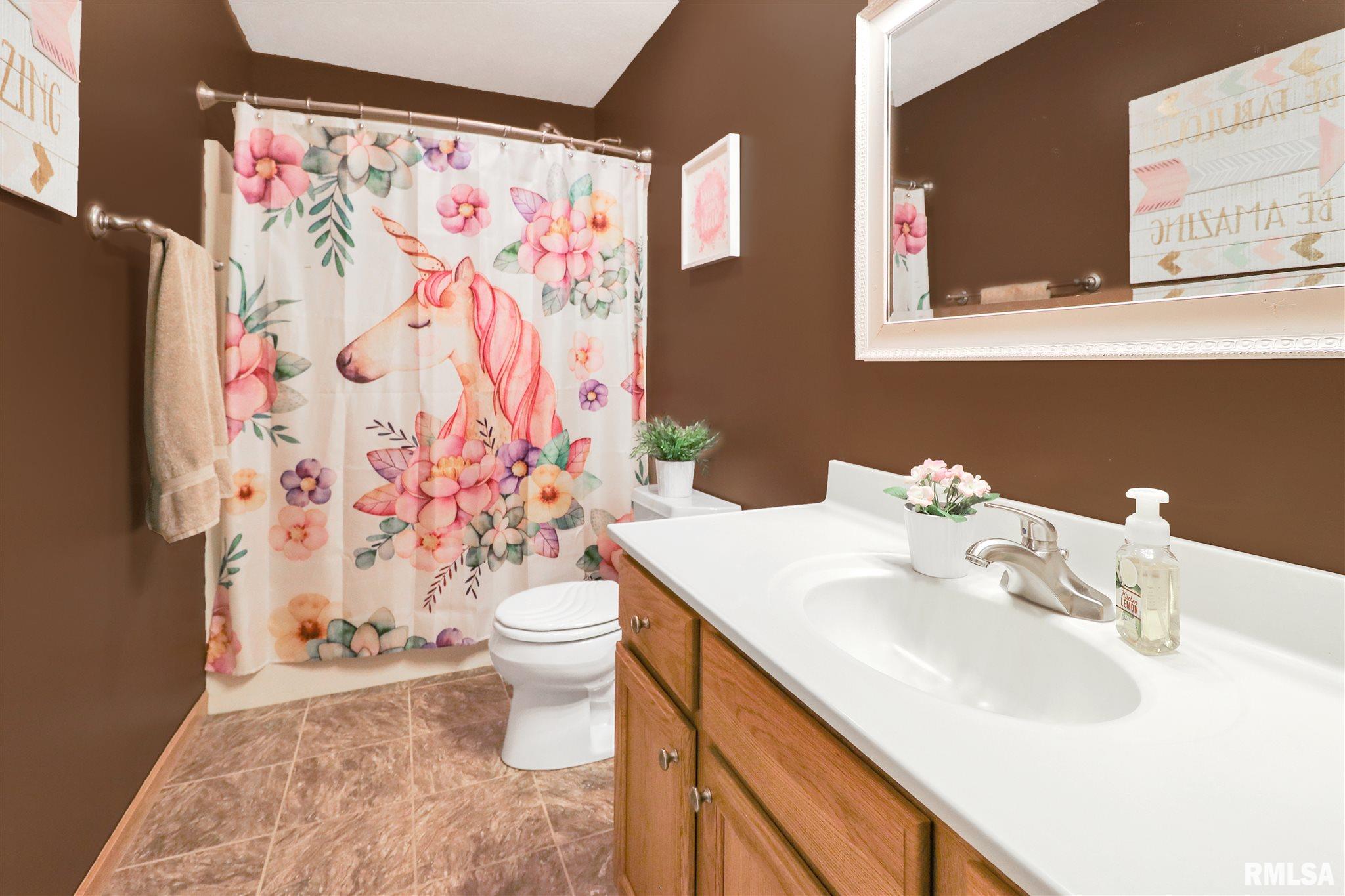 1606 Sycamore Washington, IL 61571 - Photo 24 of 38 Gallery Image 24