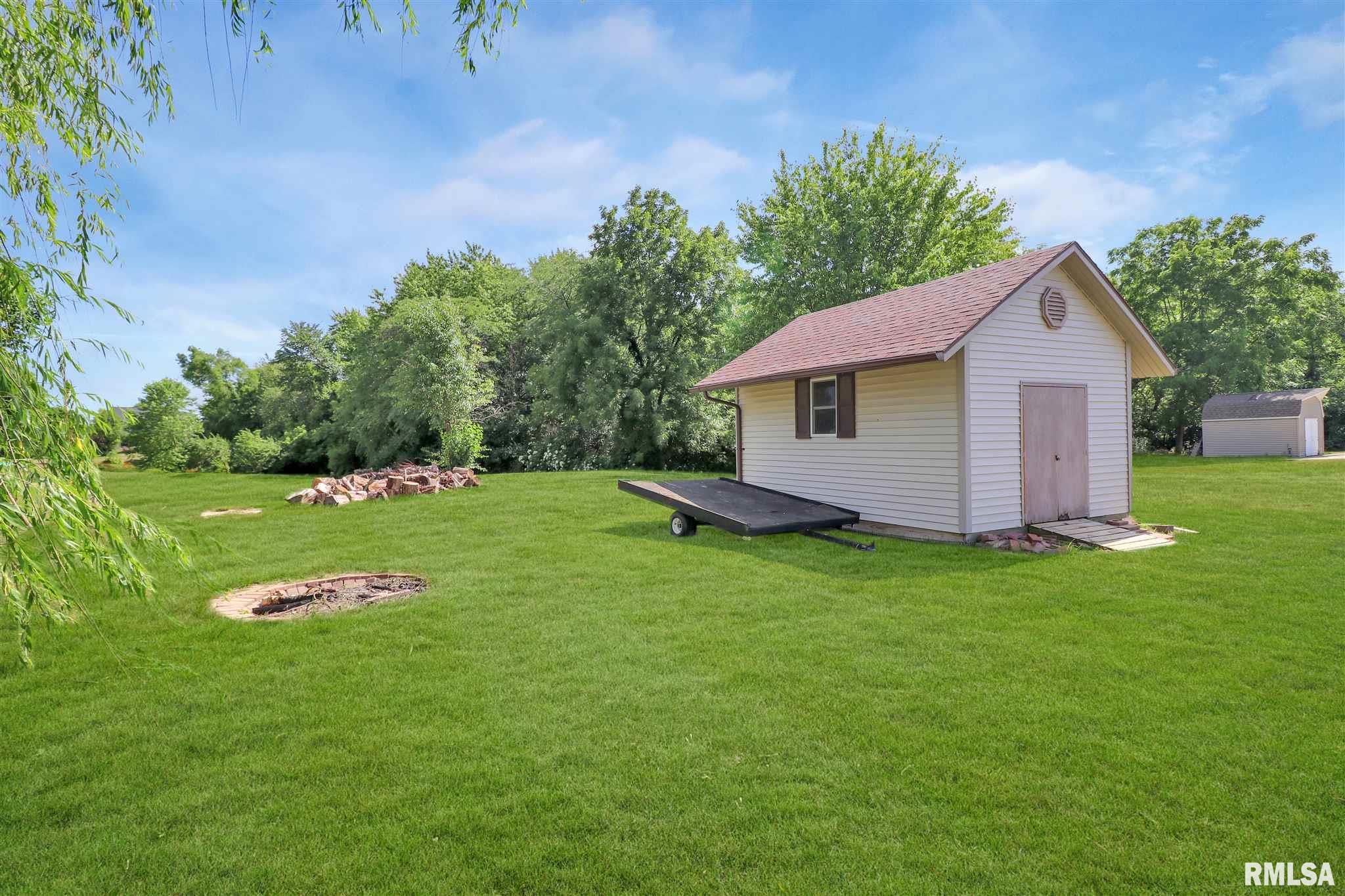 1606 Sycamore Washington, IL 61571 - Photo 36 of 38 Gallery Image 36