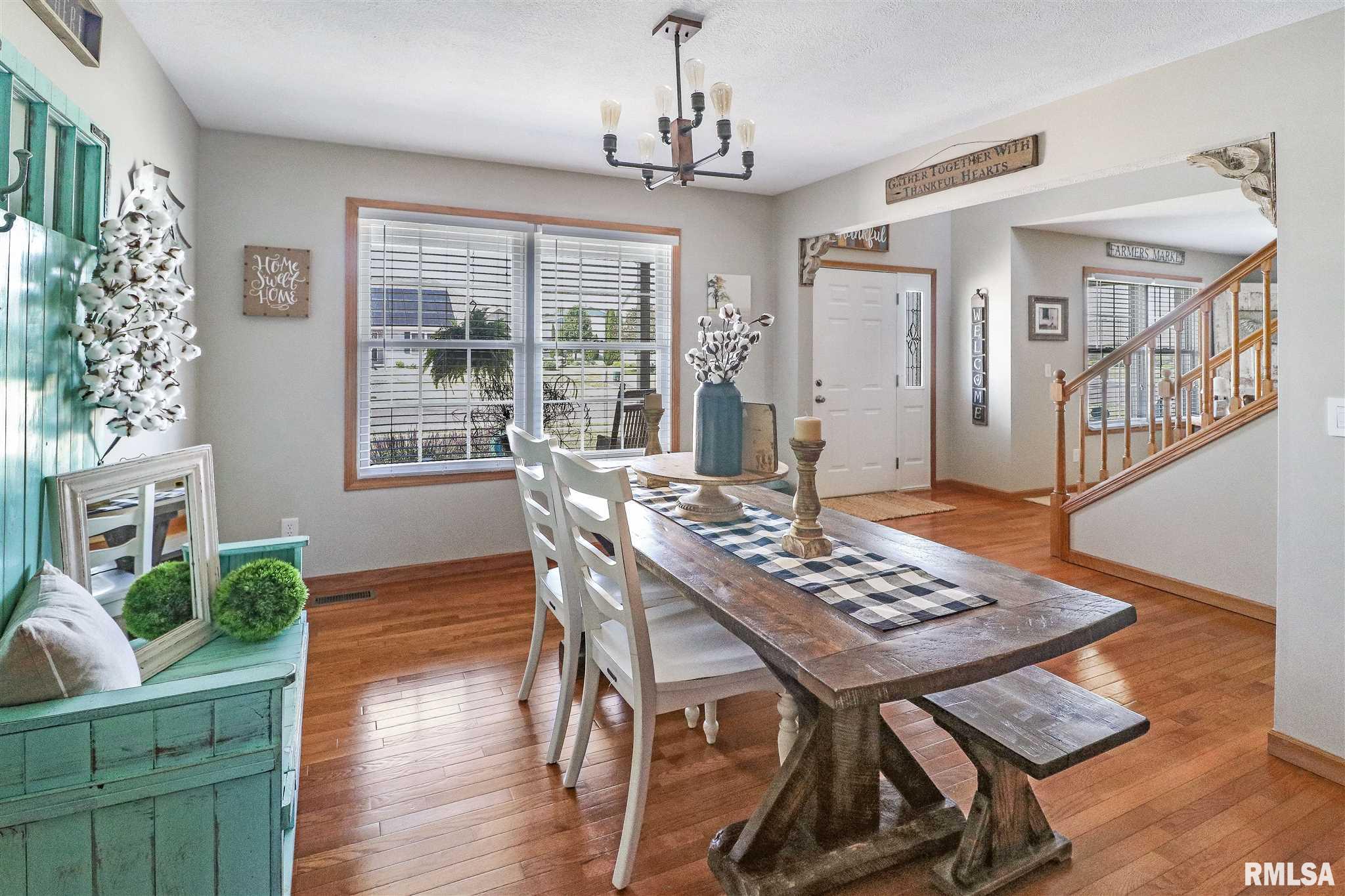 1606 Sycamore Washington, IL 61571 - Photo 8 of 38 Gallery Image 8