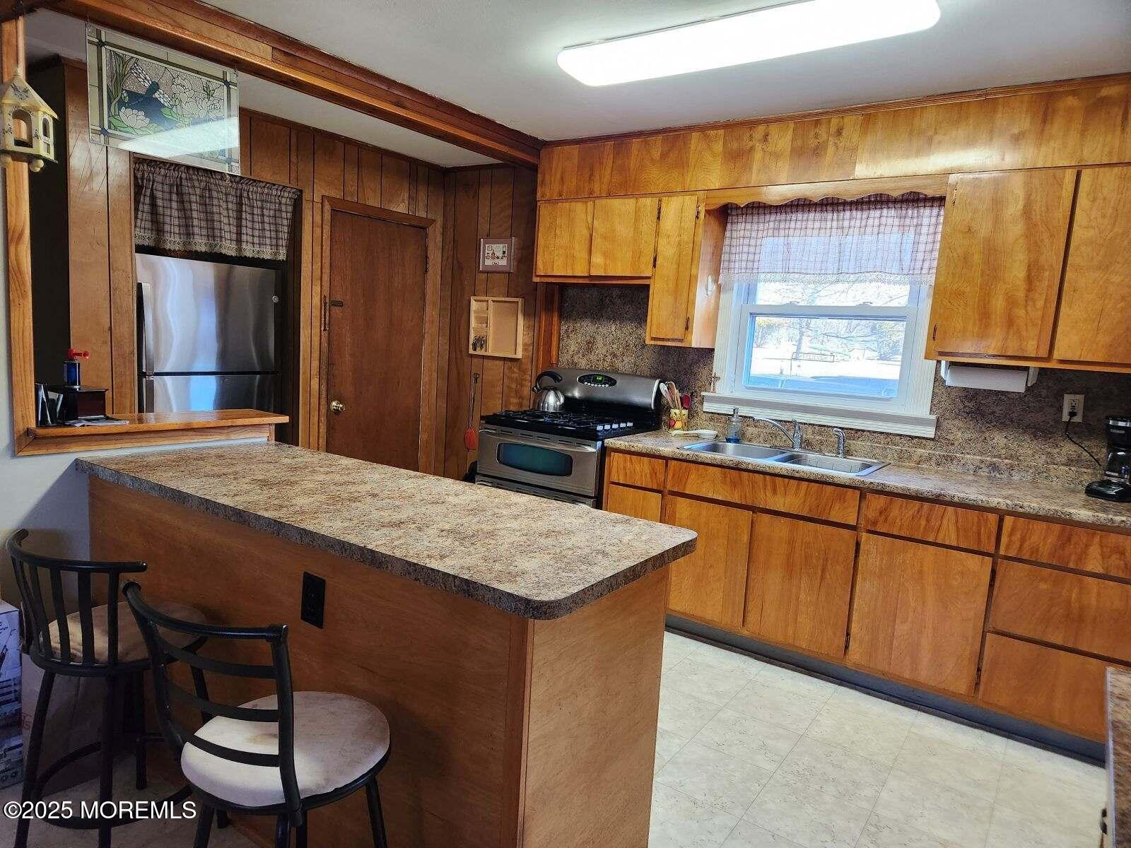 314 West Farms Road Farmingdale, NJ 07727 - Photo 13 of 18 1000013939