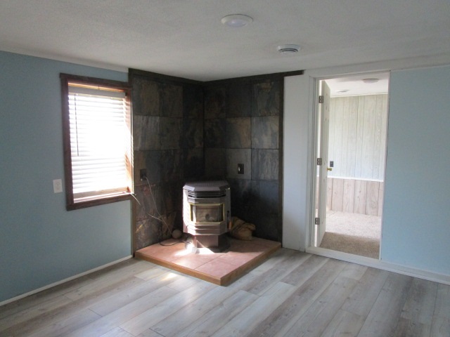 3358 Main Street Lupton, MI 48635 - Photo 12 of 33 1883395-11.JPG