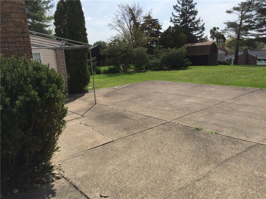 30 Dover Road Irwin, PA 15642 - Photo 3 of 25 Gallery Image 3