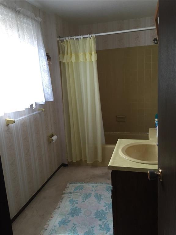 30 Dover Road Irwin, PA 15642 - Photo 23 of 25 Main Bath