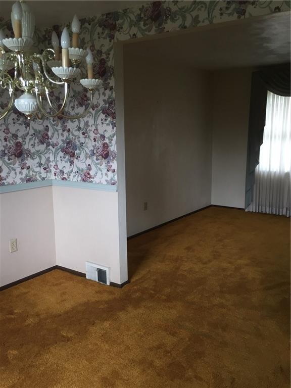 30 Dover Road Irwin, PA 15642 - Photo 9 of 25 Dinning Room