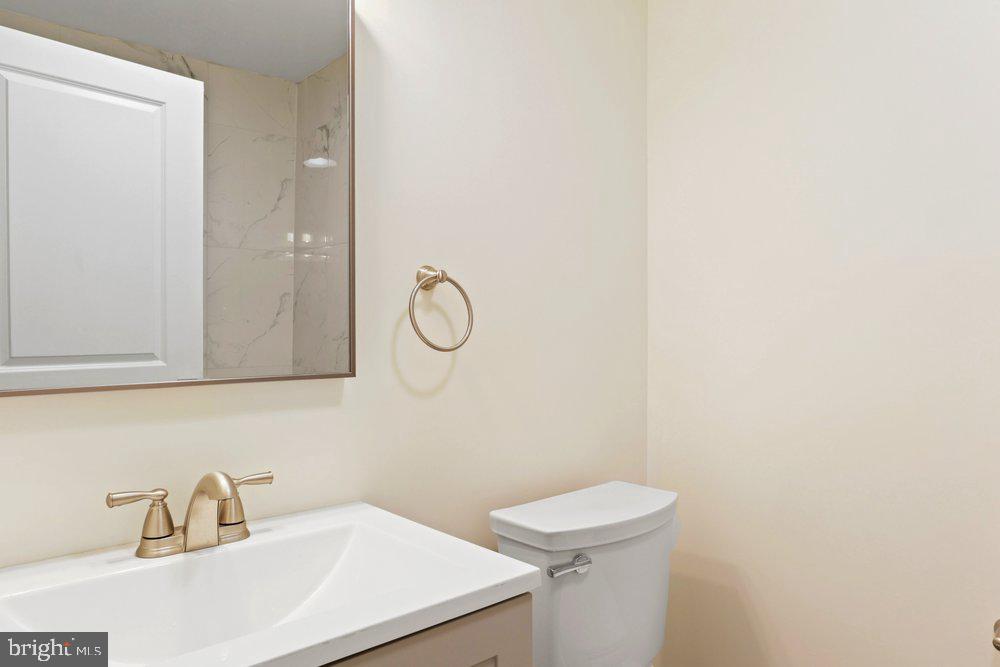 1565 Inlet Court Reston, VA 20190 - Photo 30 of 52
