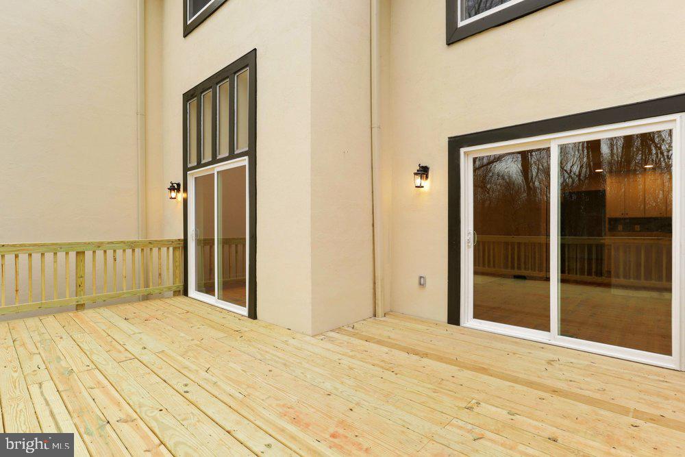 1565 Inlet Court Reston, VA 20190 - Photo 35 of 52