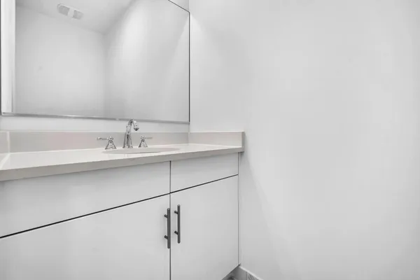 $3,625 | 6947 Pines Circle, Unit 21, Coconut Creek, FL 33073