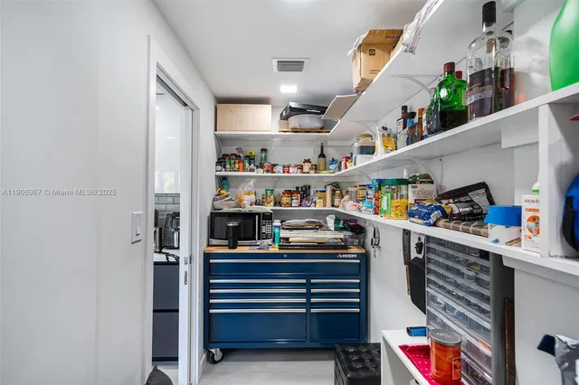 $799,900 | 2692 Southwest 31st Avenue, Miami, FL 33133