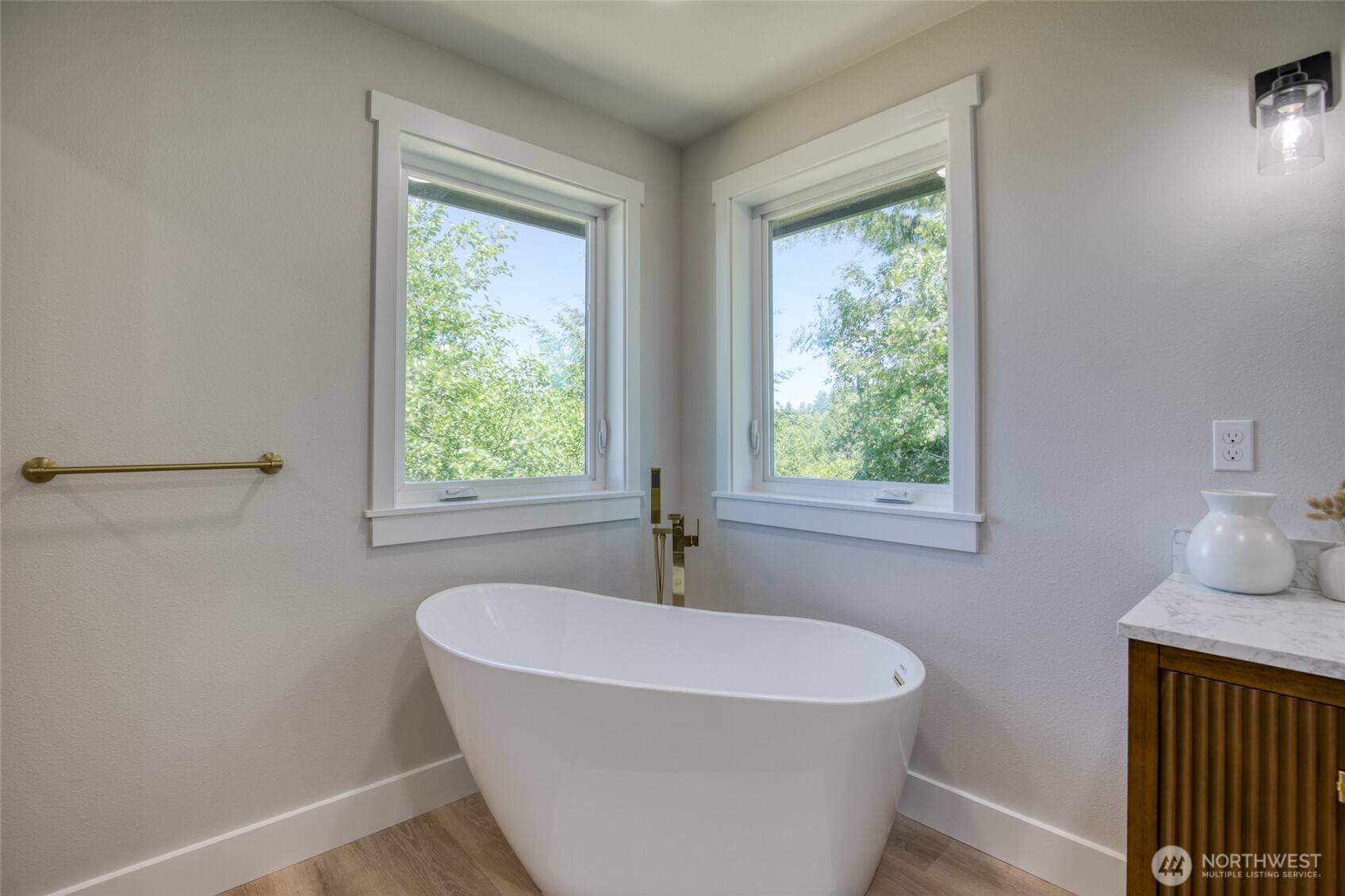 1408 Grays Pointe Lane Aberdeen, WA 98520 - Photo 27 of 32