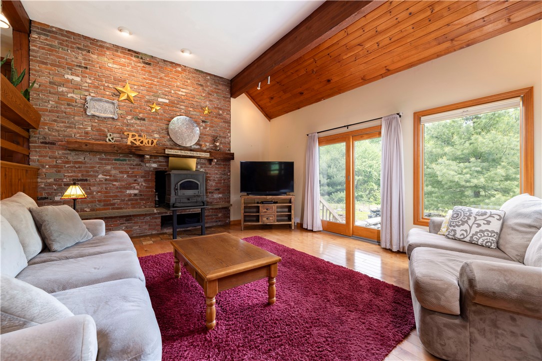 71 Phillips Lane Glocester, RI 02829 - Photo 15 of 48