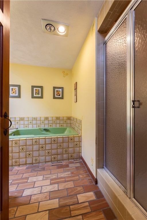 71 Phillips Lane Glocester, RI 02829 - Photo 25 of 48