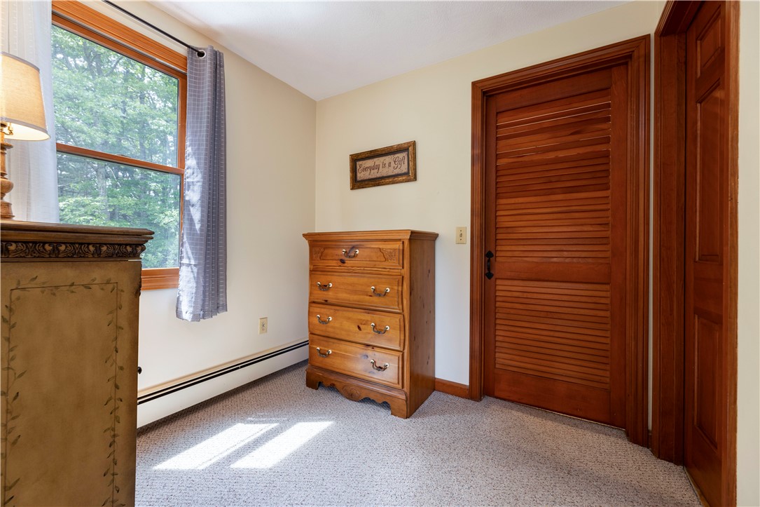 71 Phillips Lane Glocester, RI 02829 - Photo 30 of 48